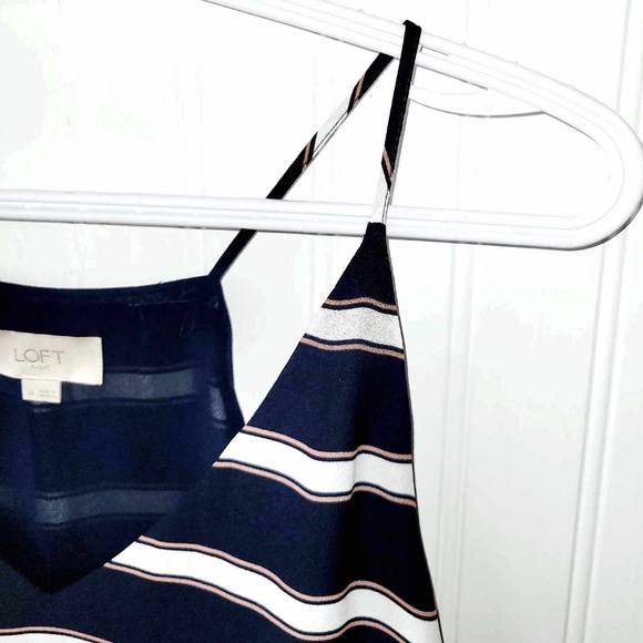 LOFT Lined Navy Pink Cream Stripes Flowy Spagetti Strap Camisole Top size Medium - Picture 2 of 8